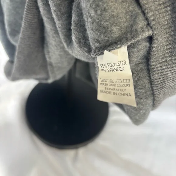 Taylor Swift The Eras Tour Hoodie Women’s Size Medium - Picture 4 of 4